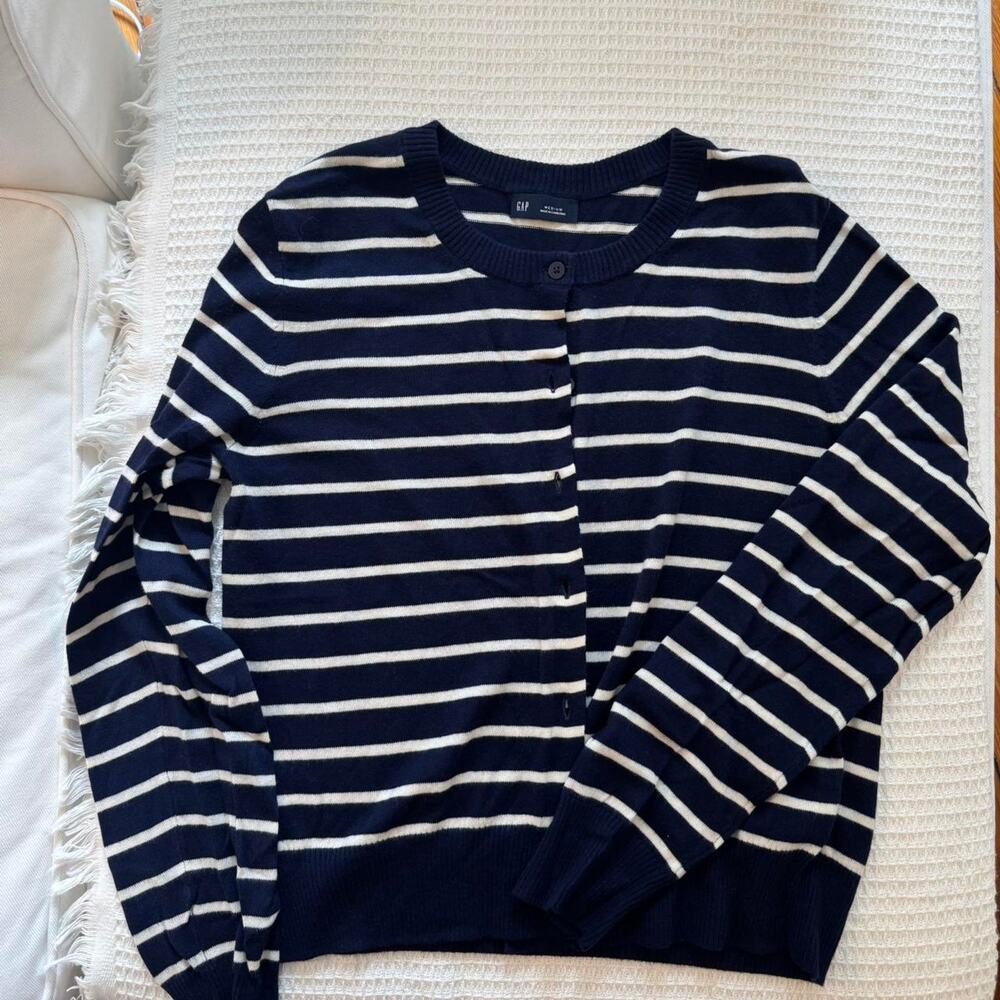 Gap navy striped long sleeve